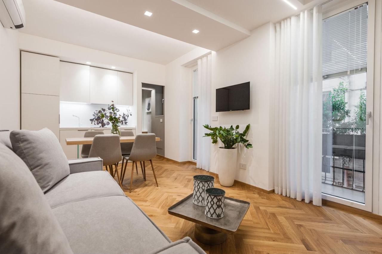 Ferrini Home - Riso 80 คาตาเนีย ภายนอก รูปภาพ