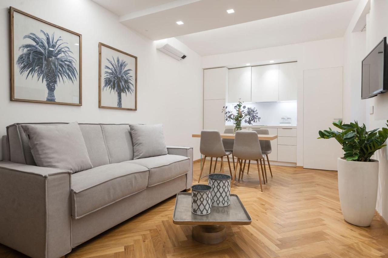 Ferrini Home - Riso 80 คาตาเนีย ภายนอก รูปภาพ